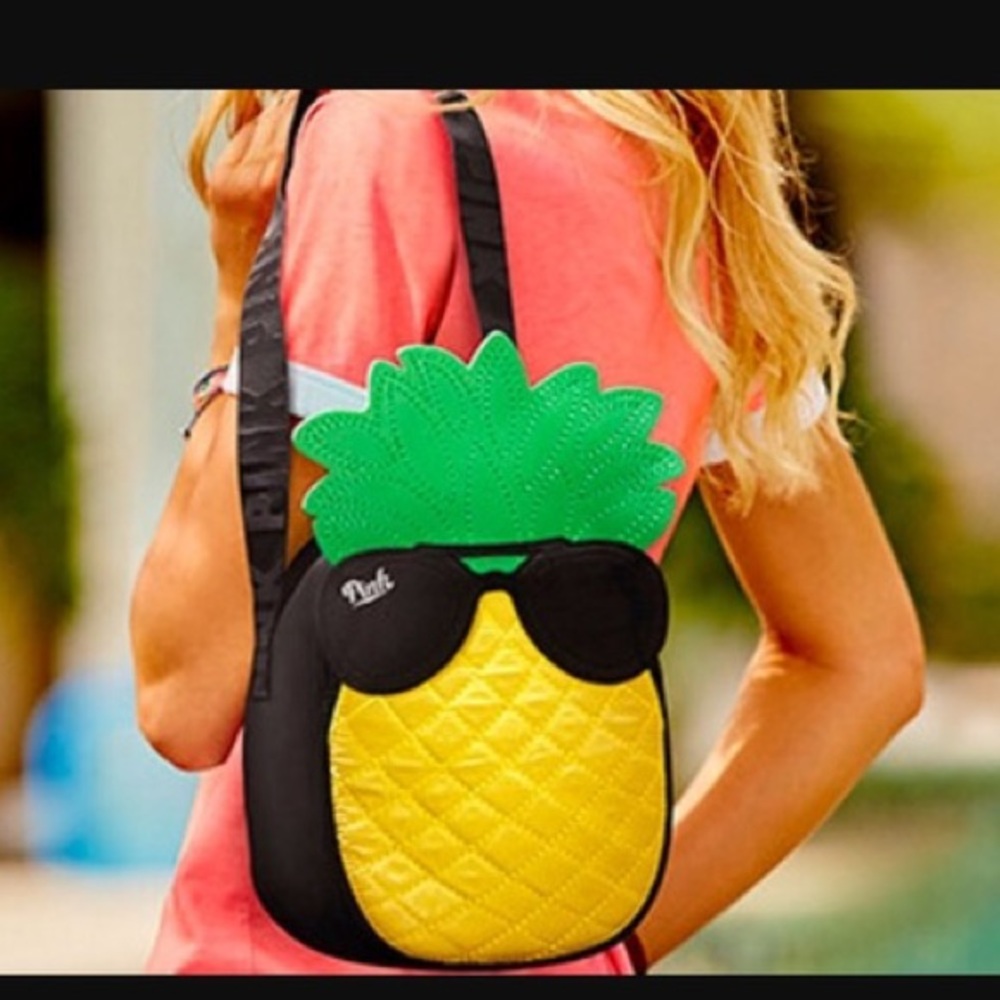 Pink pineapple cooler - Picture 5 of 5